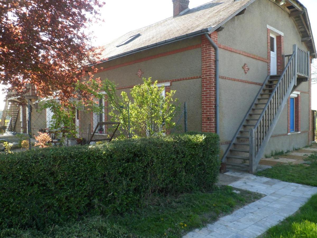 L'Etape De St Hilaire La Gravelle Bed & Breakfast Saint-Hilaire-la-Gravelle Ngoại thất bức ảnh